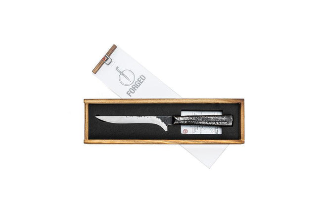 Uitbeenmes 16cm Brute + Gratis hoes